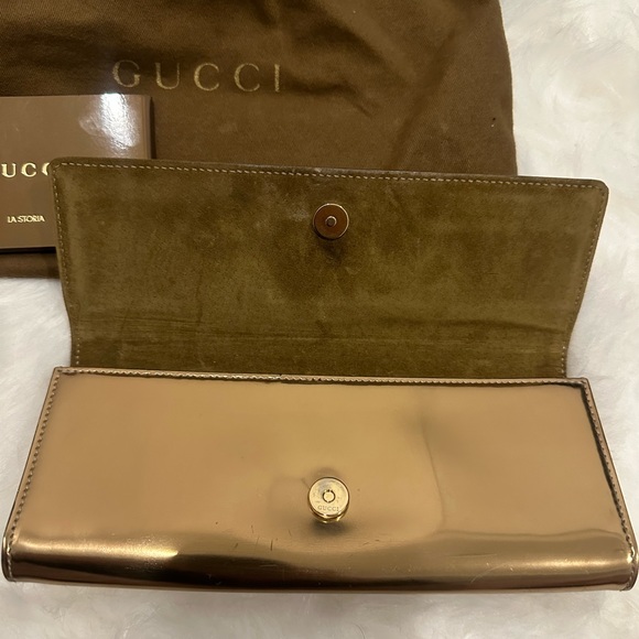 Gucci Clutch - Picture 4 of 5